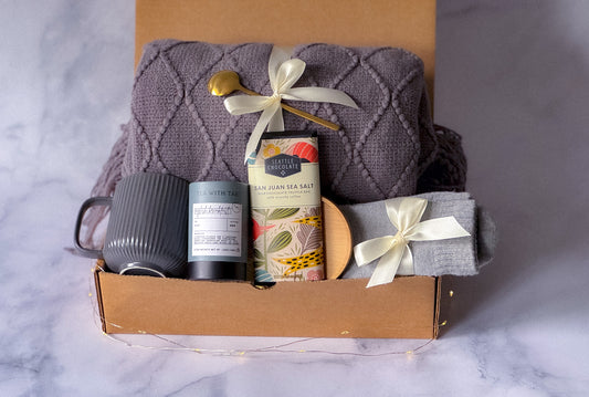 24 " Sea salt " gift boxes for Mari real estate agents